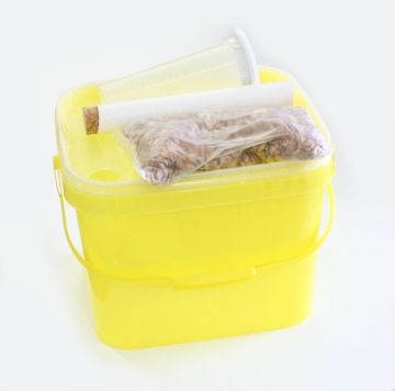 Krmítko JAKUBOVSKÉ kulaté 8 litrů