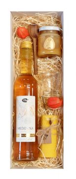 Dárek se skleničkou a medovinou z lipového květu