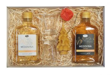 Dárek se skleničky s přírodní a akátovou medovinou